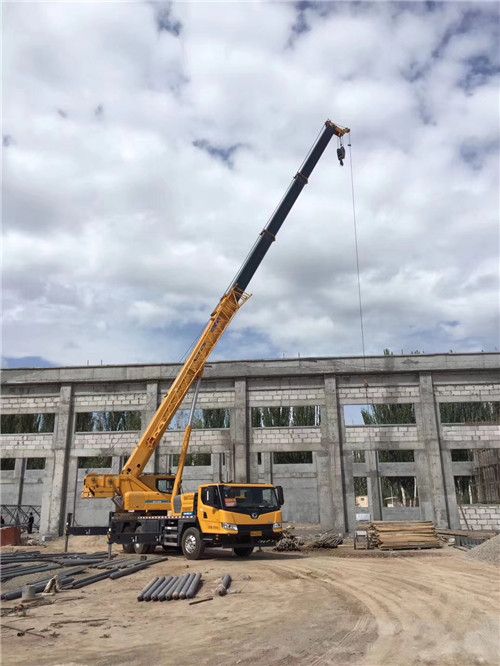 万荣县吊装作业前会做设备检查吗？安全保障措施有哪些？