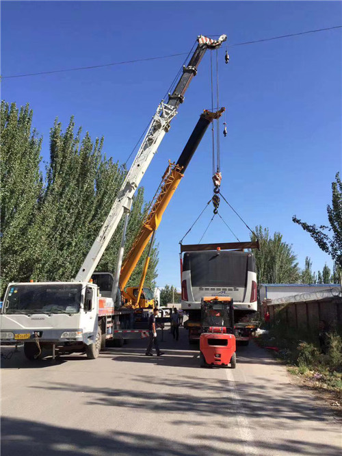 万荣县港口集装箱搬运案例